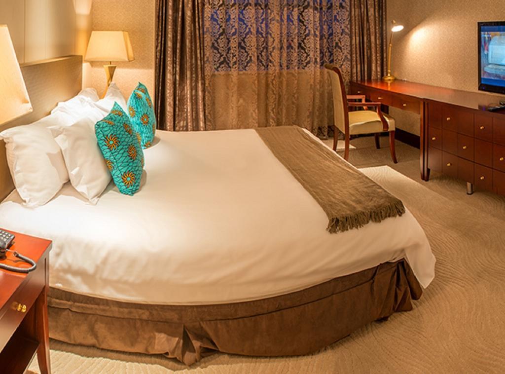 President Hotel At Umodzi Park Lilongwe Phòng bức ảnh